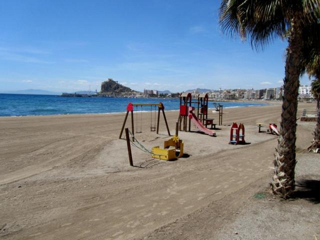 Frente Al Mar